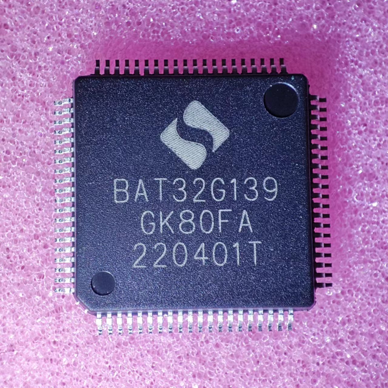 中微 BAT32G139GK80FA LQFP80 低功耗32位MCU