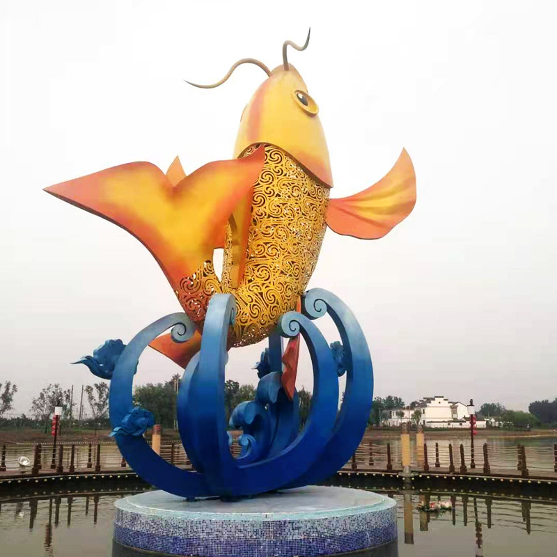 大型鲤鱼雕塑