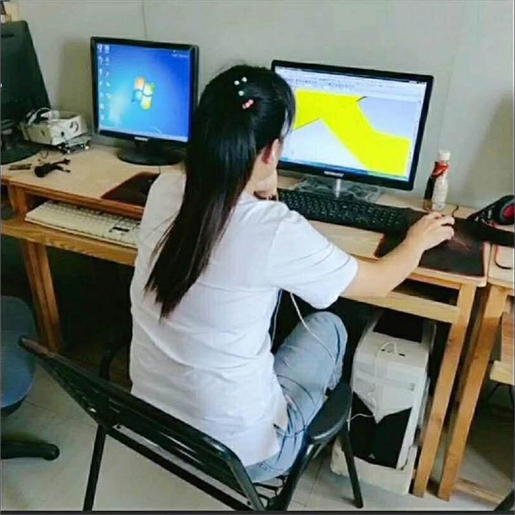 莆田那里有CAD制图培训学习 数控编程培训需要学多久 手把手地教机床操作