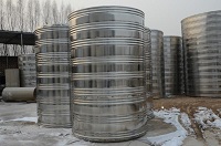 山西太原不锈钢圆柱形保温水箱