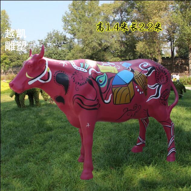 景观奶牛雕塑制作厂家 钛金牛类雕塑 不锈钢景观奶牛雕塑
