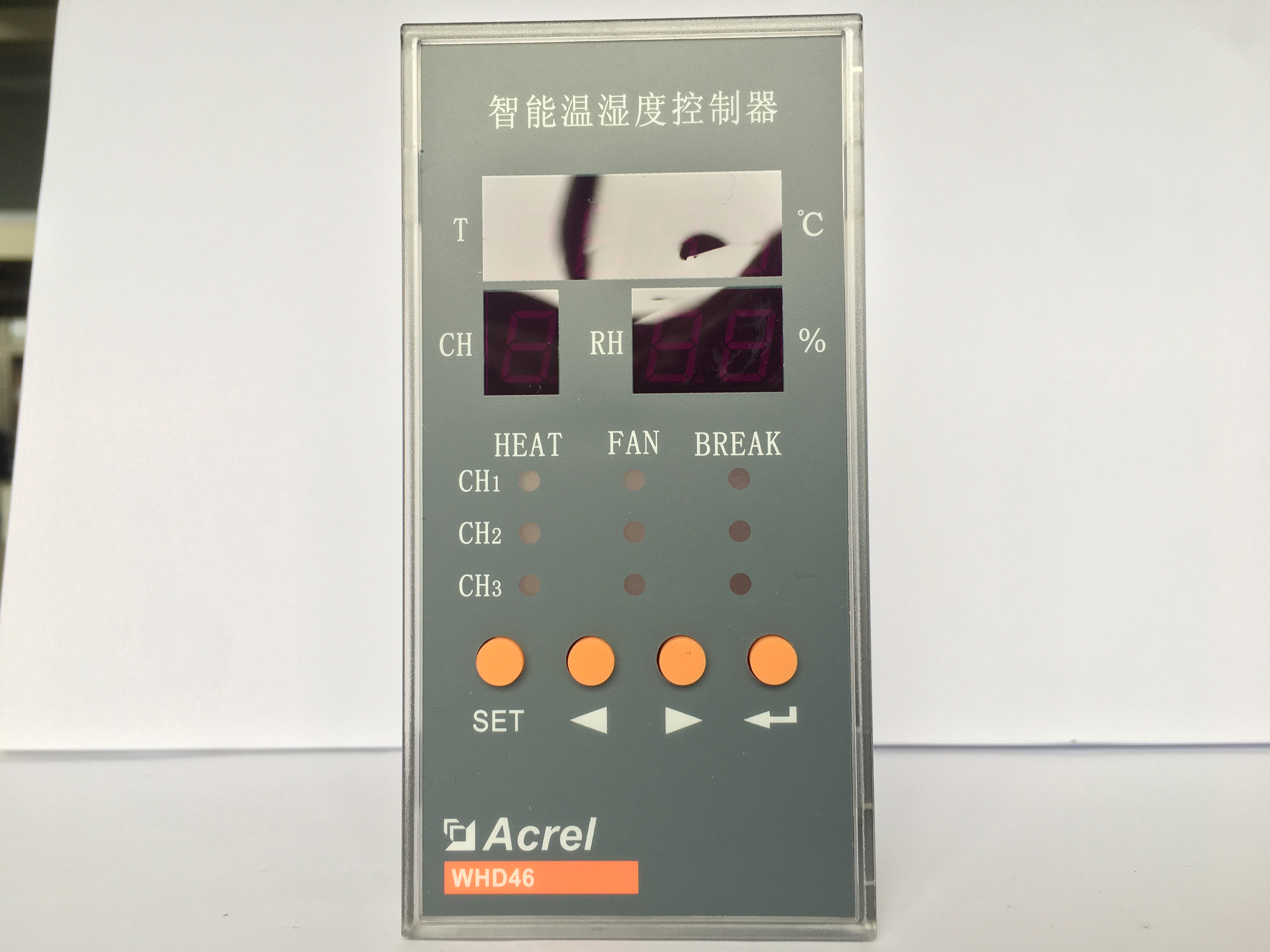 安科瑞 WHD46-33/M 環網柜溫濕度控制器 測量并顯示控制3路溫度、3路濕度 DC4-20mA變送輸出 防凝露爬電事故