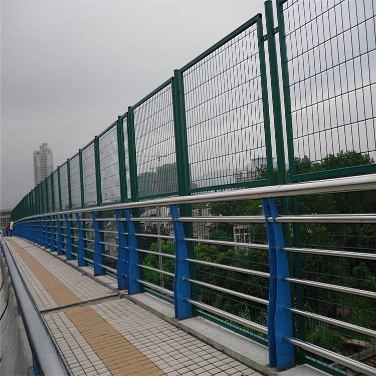 高架桥防撞立柱栏杆 景区道路河道防护栏 桥梁护栏来图加工