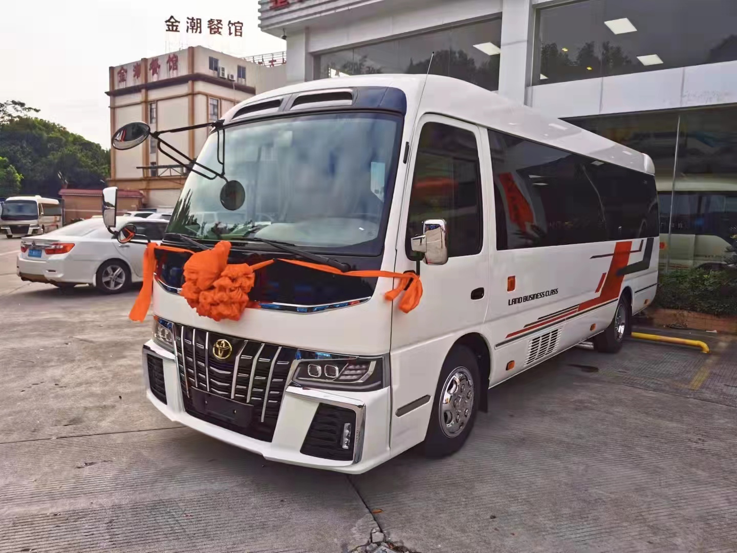 深圳机场接送长途旅游租车 可自选车型 汽车租赁