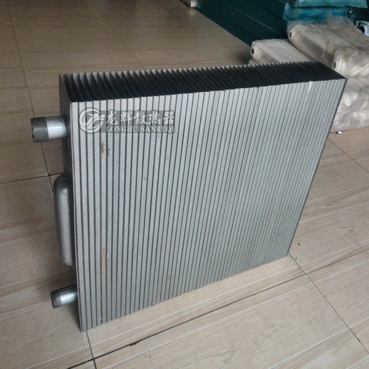河南GCB220型钢串片散热器