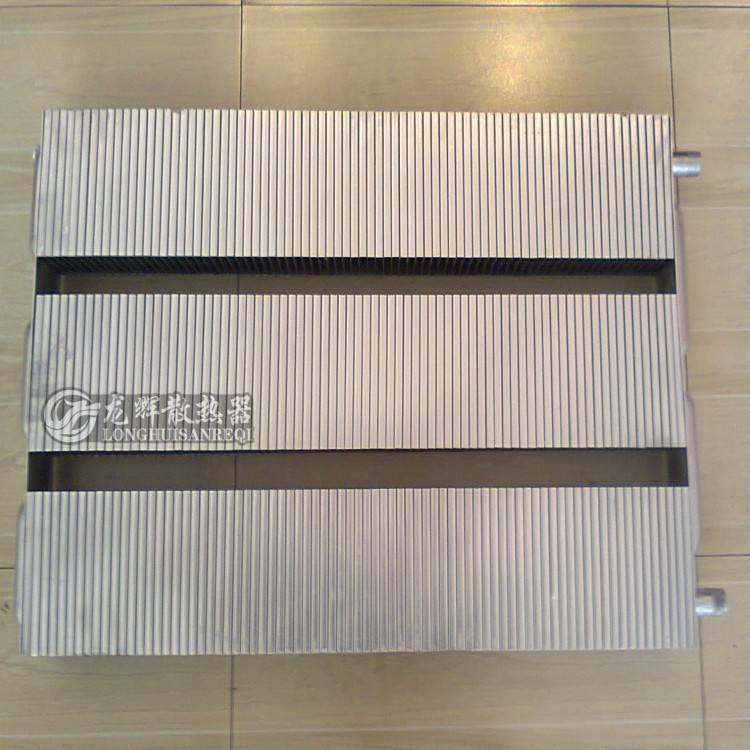 新疆GCB520型钢串片暖气片