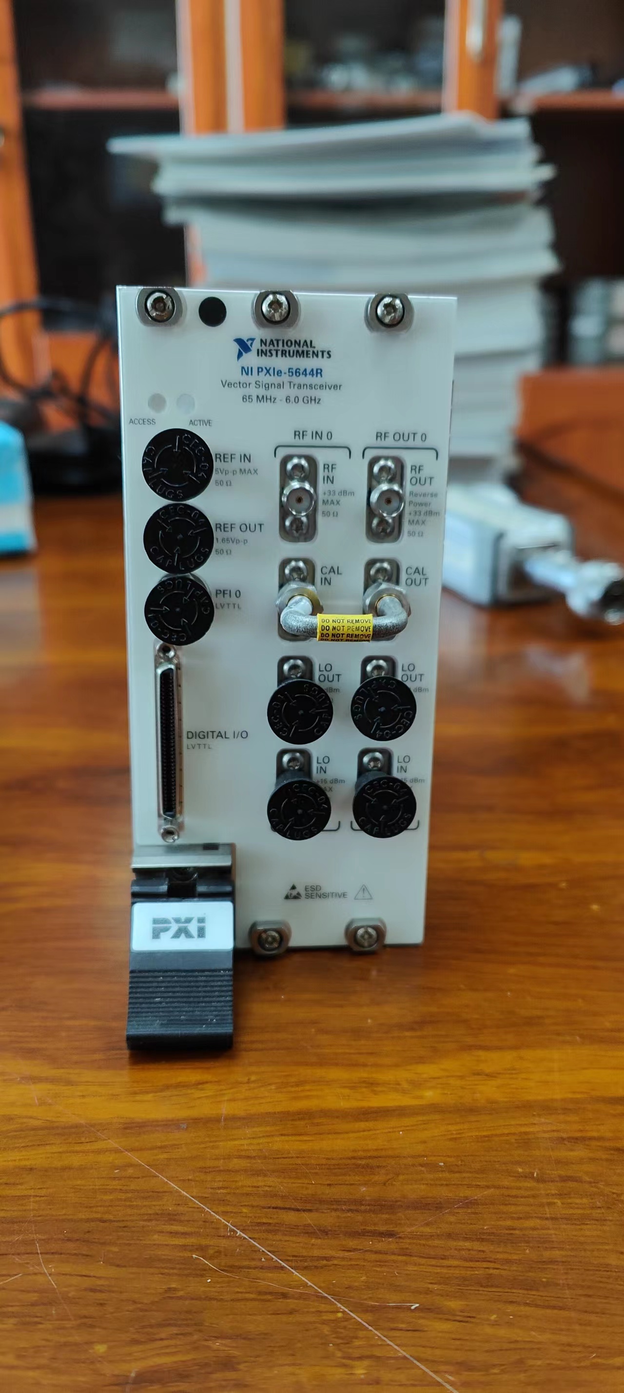 出售NI PXIe-5644R 射频矢量信号收发仪