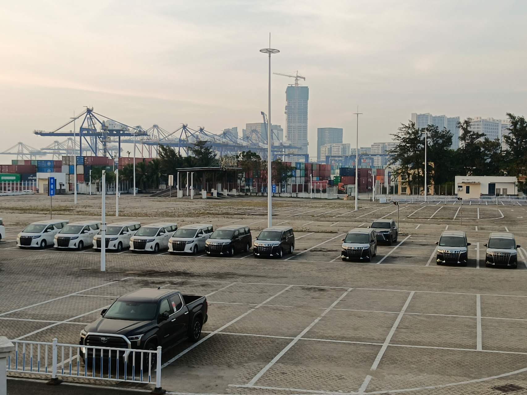 海南自贸港进口零关税汽车车型要求和进口政策