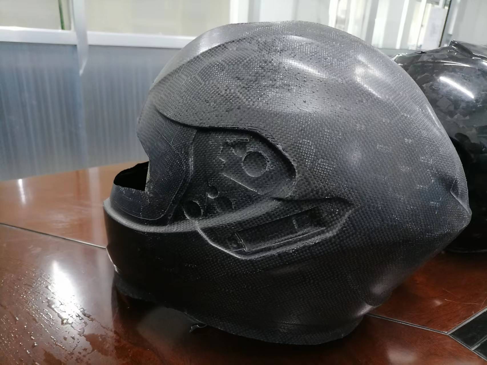 OEM碳纤维头盔壳体