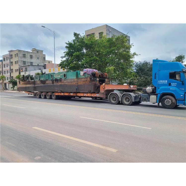 永兴县大件运输_货车拉货运输后八轮旋挖钻机打桩机