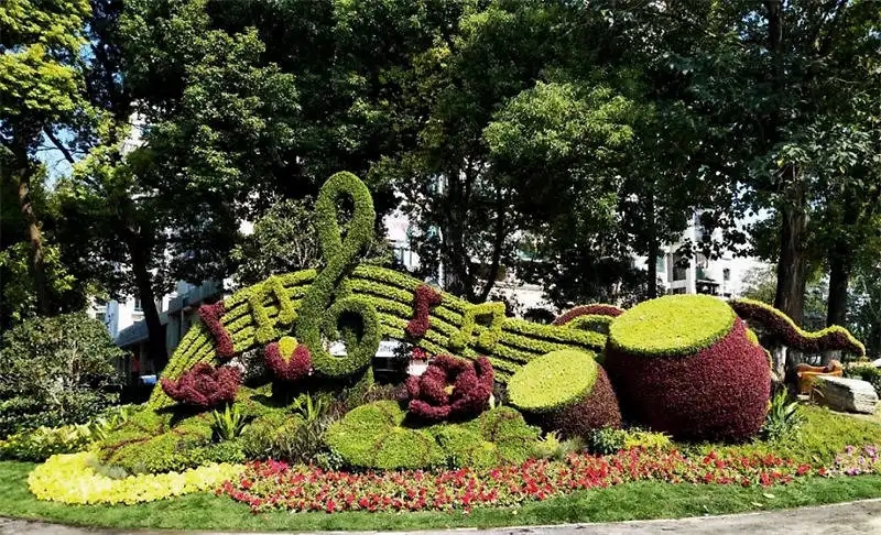 大型仿真绿雕工艺品 春节元旦立体花坛雕塑 园林景观动物绿雕 绿植造型
