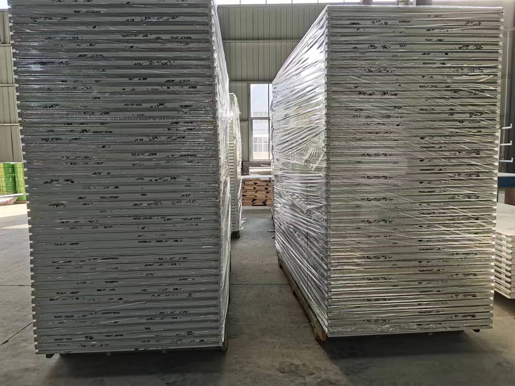 广州双面玻镁岩棉净化手工板厂家