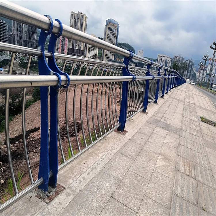 不锈钢复合管护栏 桥梁钢护栏 景观河道隔离防护栏安装