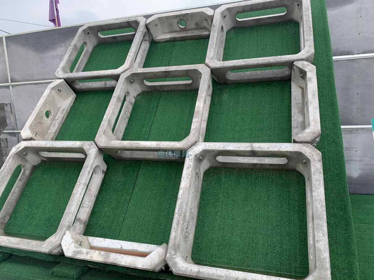 丹江口平铺式生态框模具加工定型厂家京伟鱼巢式生态砌块护坡模具