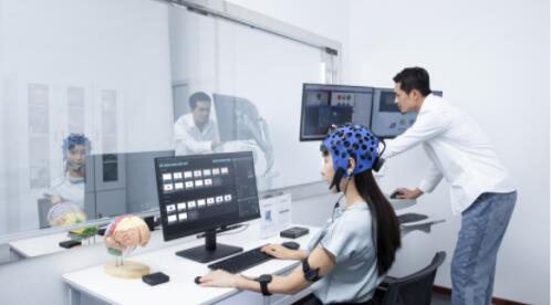 ErgoLAB人机环境同步云平台系统
