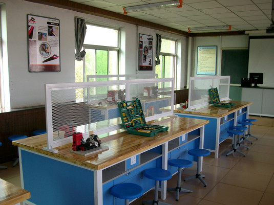 中小学劳技实验室建设方案 综合实践室仪器