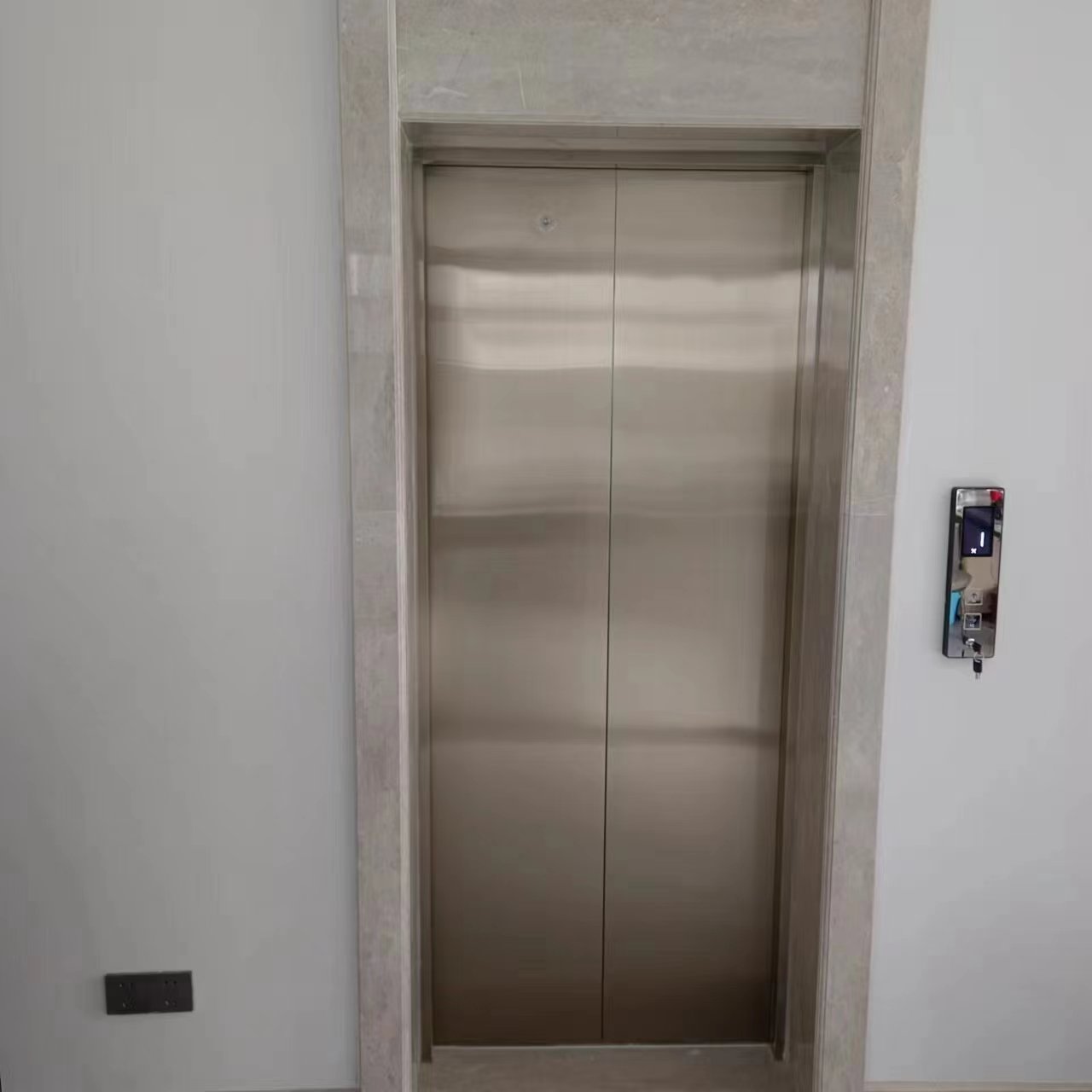北京密云别墅电梯家用电梯尺寸安装