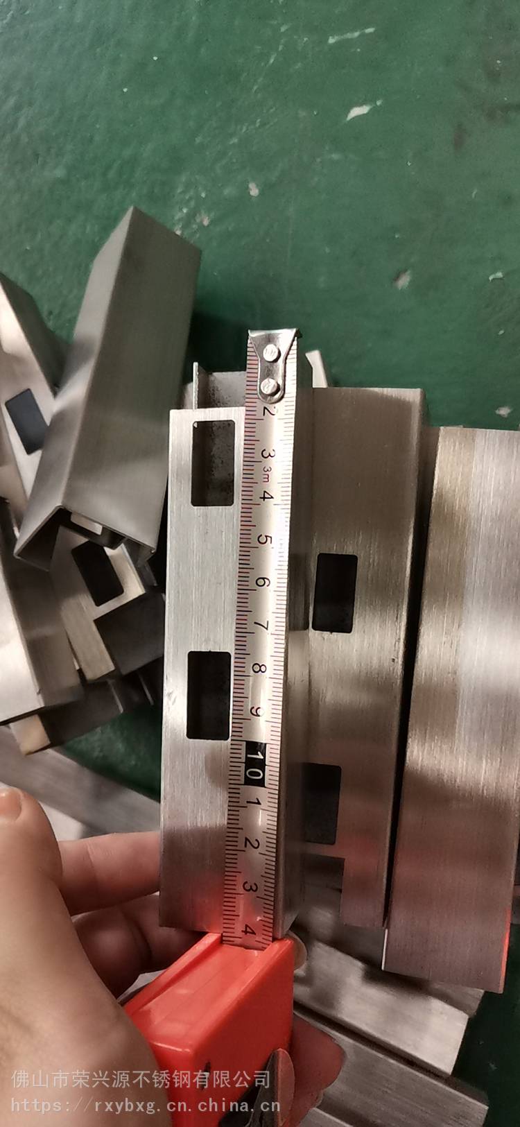 激光切割不锈钢多少钱1米 不锈钢激光切割多少钱一米