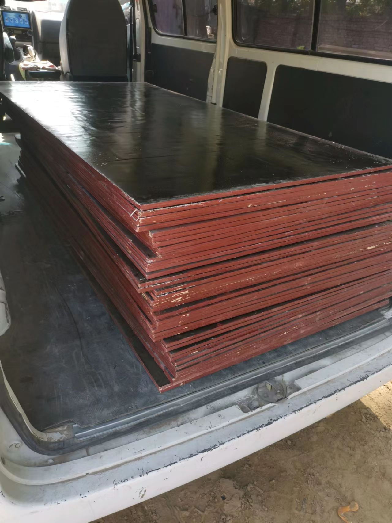 北京旧木方批发方木租赁出租竹胶板模板地面保护板