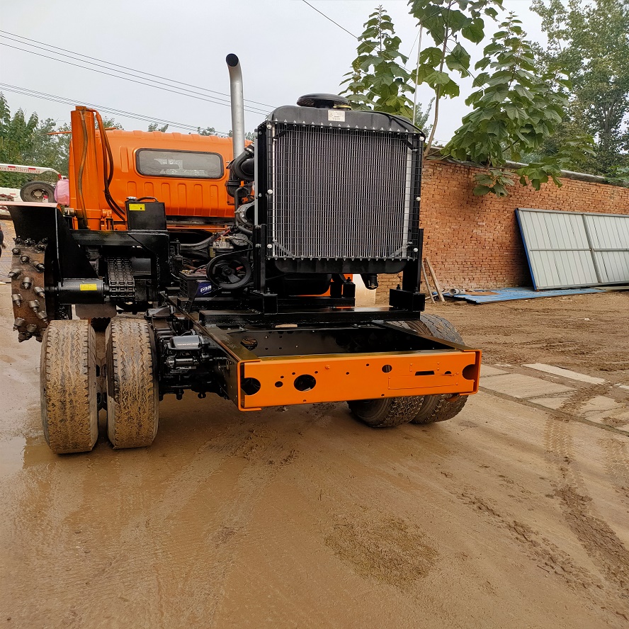 工程施工挖沟机 拖拉机带动公路开沟机 大马力路沿石开槽机