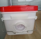 江苏常州阳明塑料定制生产销售家禽养殖喂料食槽自动喂鸡饲料桶