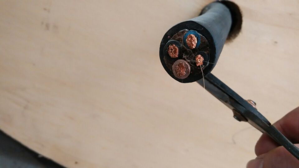 机床电缆雕刻机电缆玻璃机械电缆铣床车床电缆机械手臂电缆