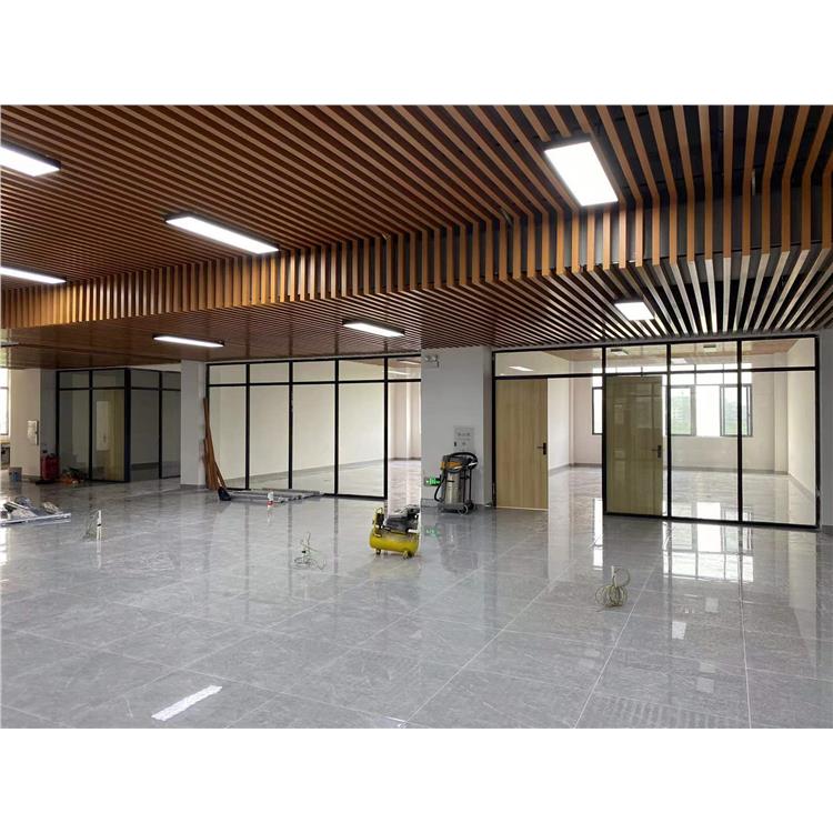 惠州钢化玻璃隔墙工程预算