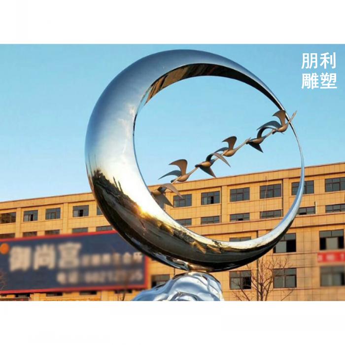 预定步行街月牙环雕塑展示 广场景观圆环雕塑生产商 大型月牙圆环雕塑