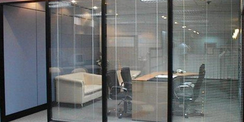 乌鲁木齐头屯河区感应门安装 诚信经营 正益和信装饰供应