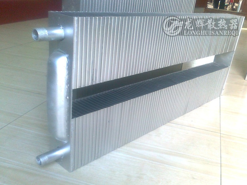 蒸汽用串片式暖气片_钢制闭式串片散热器GCB520-20型