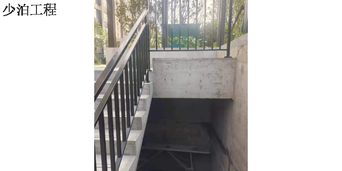 苏州铝合金楼梯扶手定做 诚信为本 南京少泊建筑安装工程供应