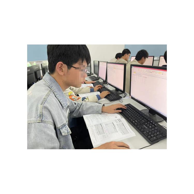 宜昌计算机技术学校招生 报名通道