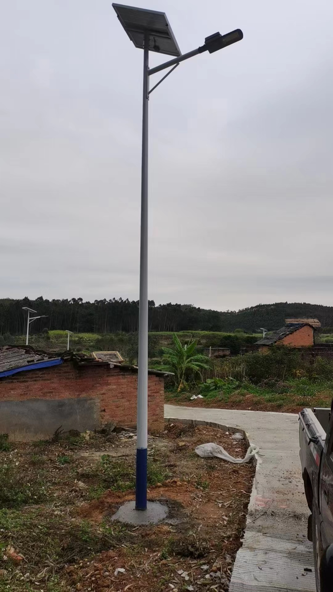 新农村5米6米太阳能路灯梧州家用一体化太阳能灯LED路灯头工程