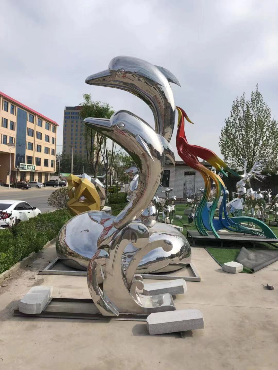 不锈钢镜面海豚雕塑 不锈钢景观海豚雕塑