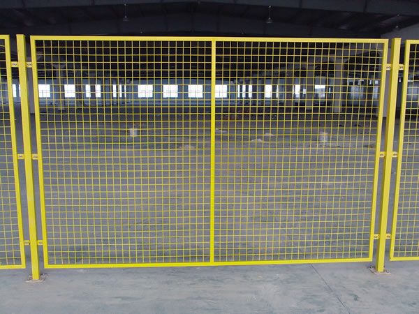河源市仓库围栏,简易围栏,铁制隔离网墙,安全防护网