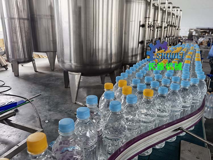 整套矿泉水生产线设备 一套全自动瓶装纯净水流水线