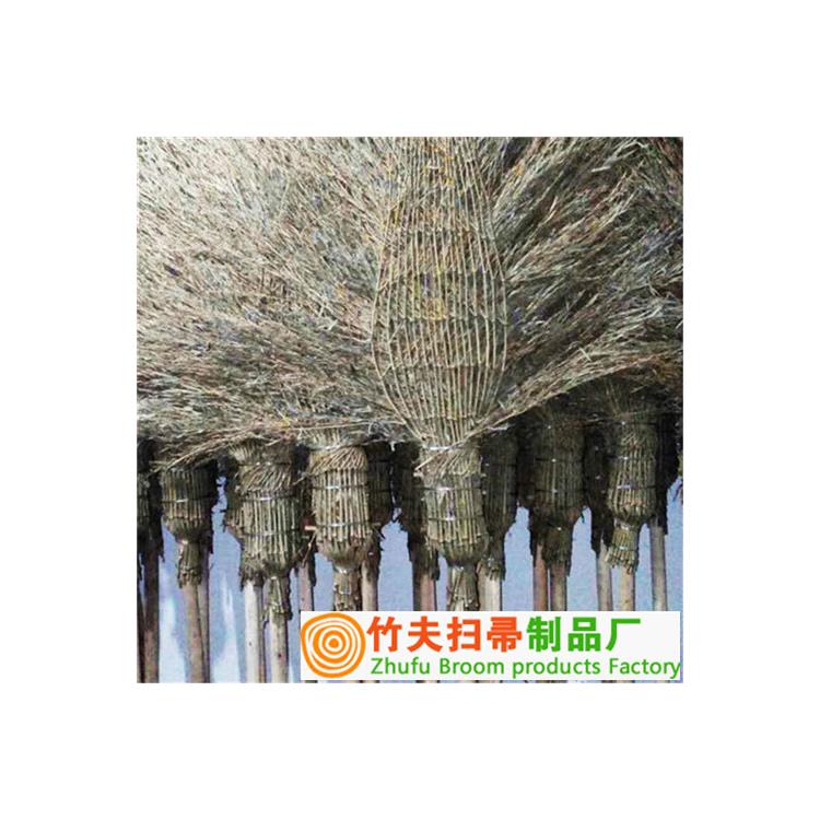 竹扫把的别称 结实耐用 能扫能推 适合室外使用