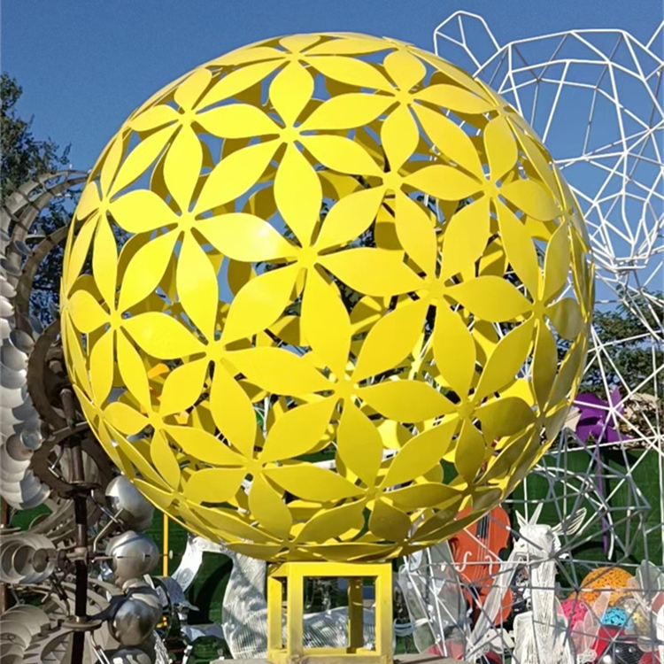 不锈钢镂空球雕塑 镂空圆球雕塑 景观镂空雕塑