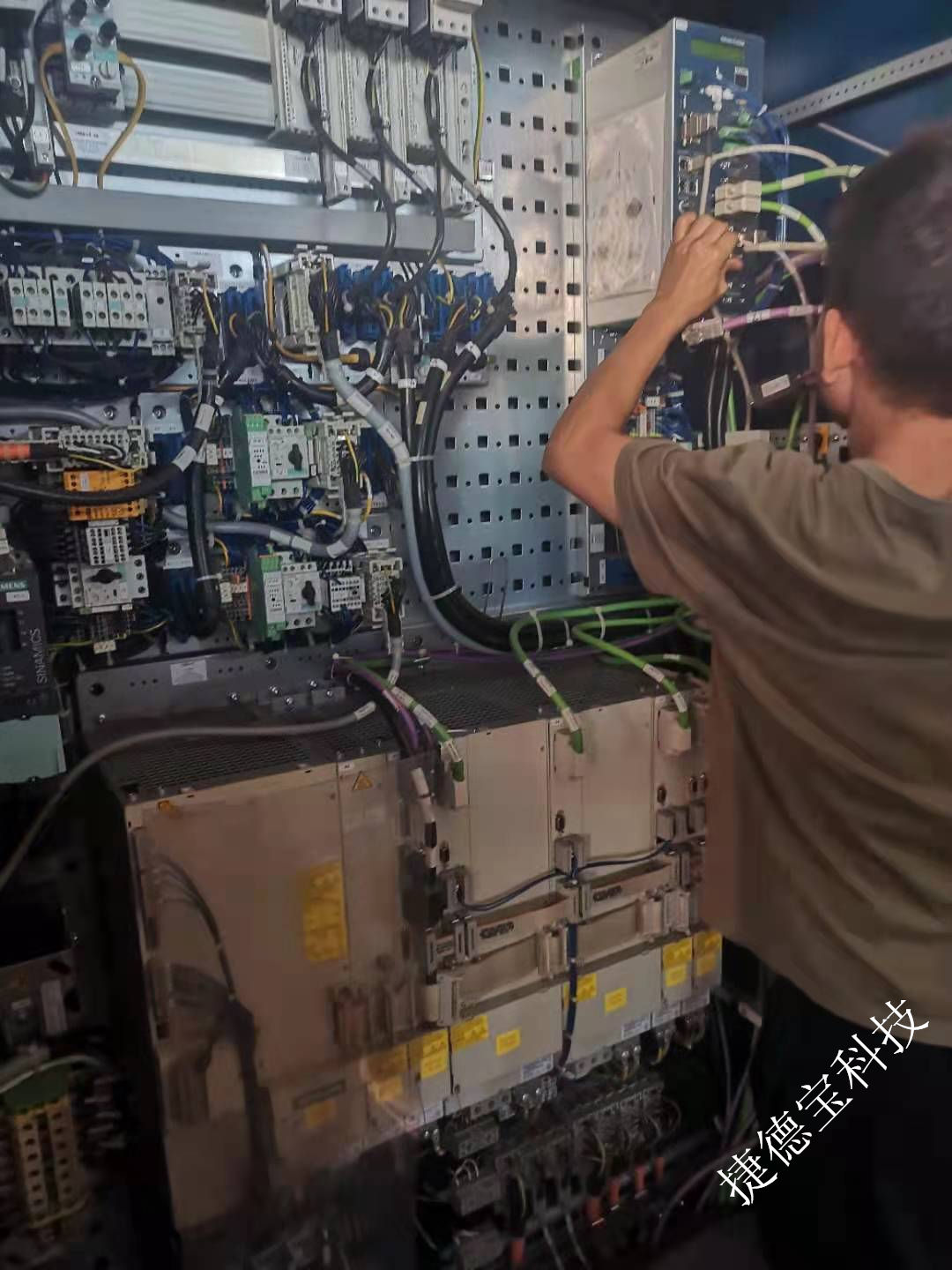 Siemens伺服驱动器欠压故障检测维修
