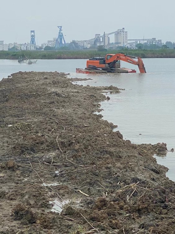 柳州水陆挖掘机出租厂家推荐