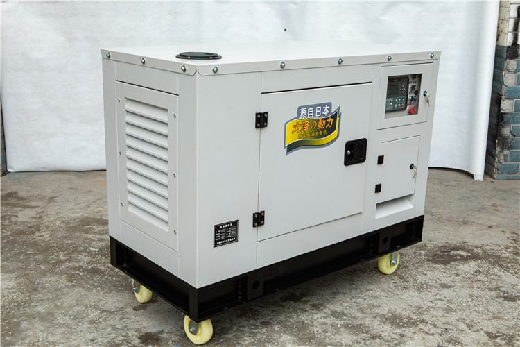 大泽动力25KW柴油发电机 可选静音箱防雨棚全自动式