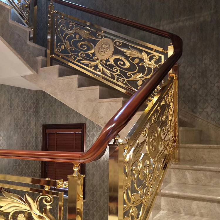 流行华丽铜板雕花栏杆扶手装饰 别墅安装欧式亮面k金楼梯护栏