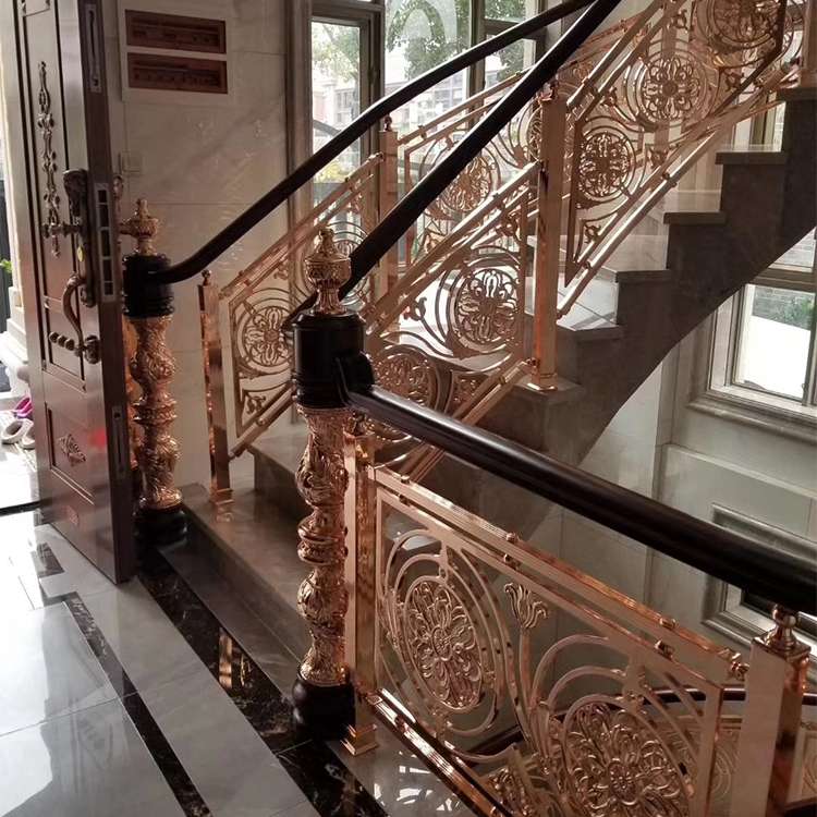 酒店常见的一款金属雕花楼梯栏杆 豪华铝板雕刻镂空护栏