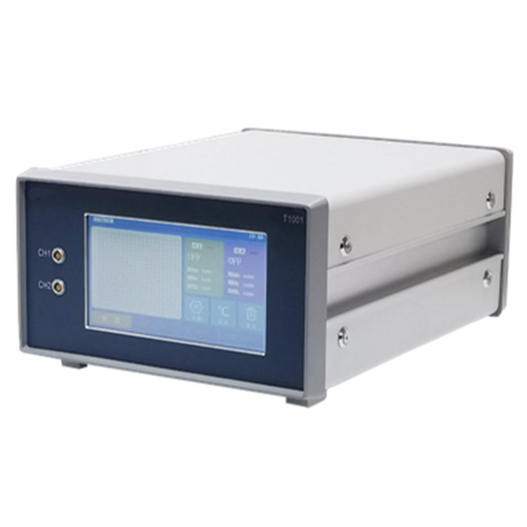 厂家供应台式双通道测温仪 准确度0.01℃ 分辨率0.001℃
