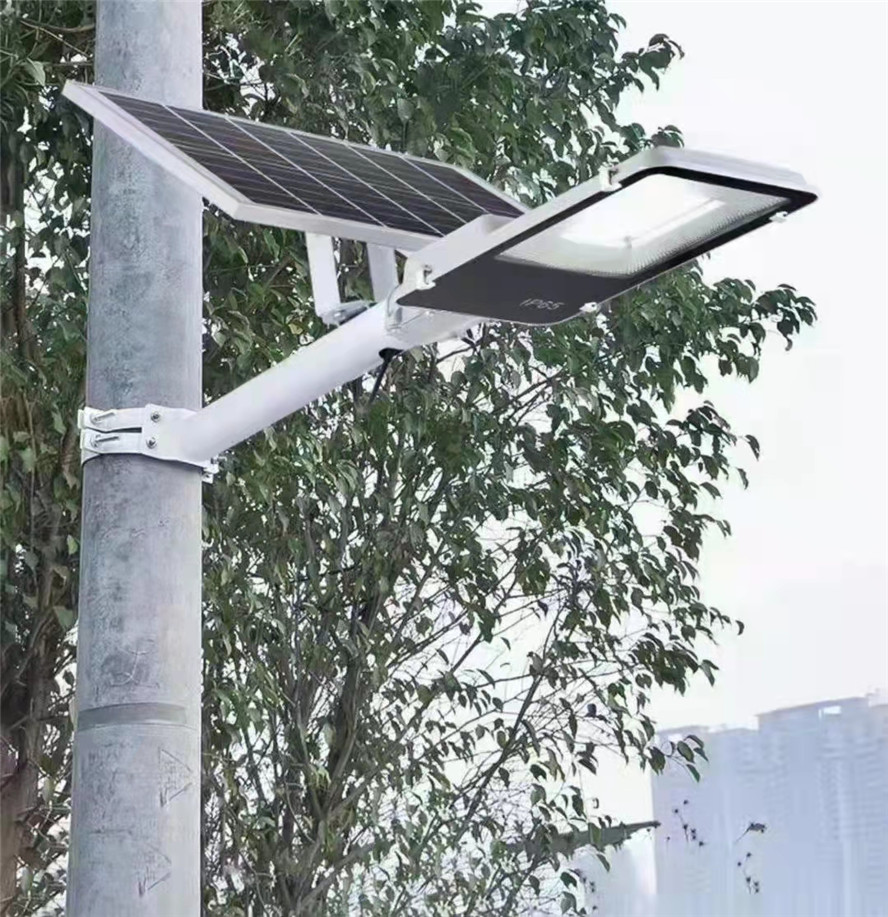 dmx512太阳能路灯维修改造厂家 10年老小道路灯安装