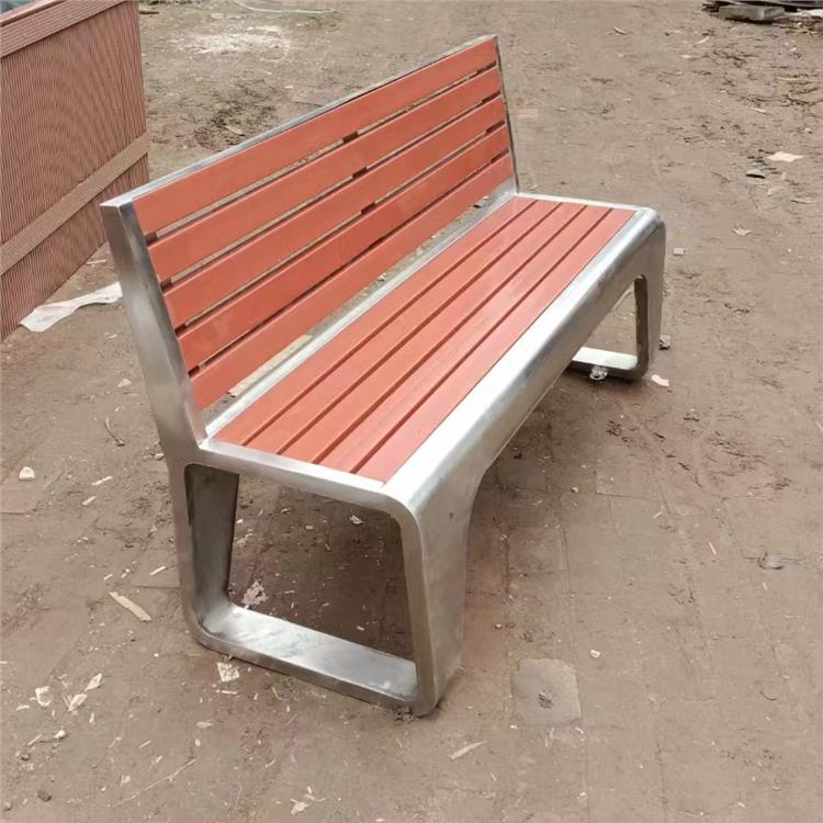 木质异形椅 沈阳异型户外椅定制 便于维修和清洁