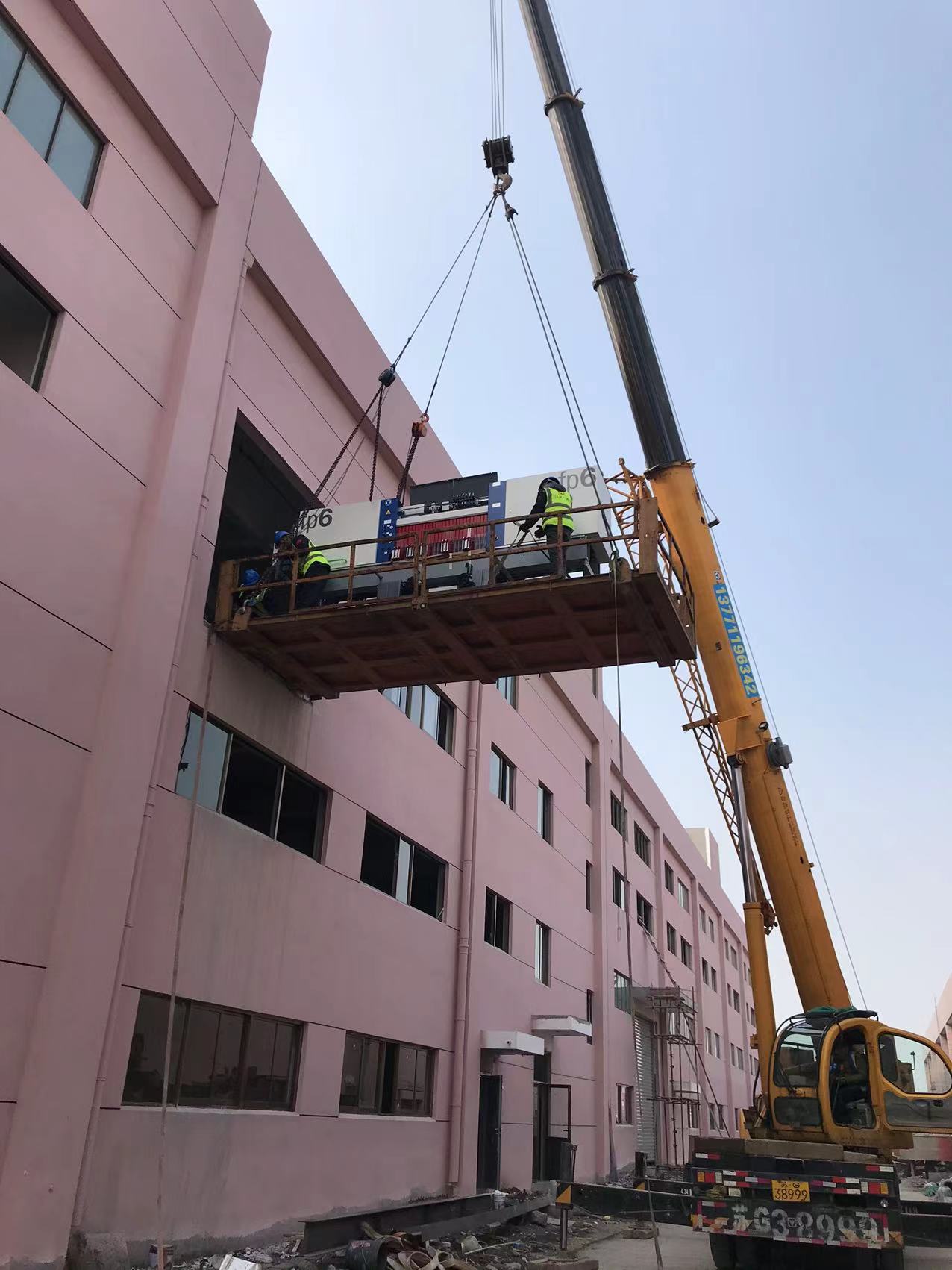 苏州园区搬运公司气垫搬运方案适用于精密设备吊装就位