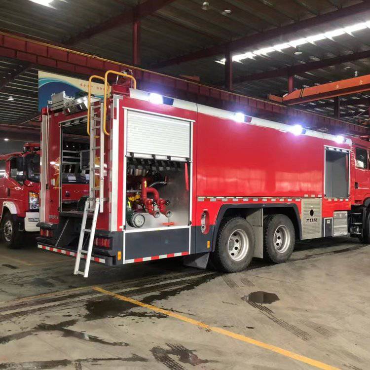 东风多利卡D9消防车15吨大型救火车国六排放森林火灾救援车
