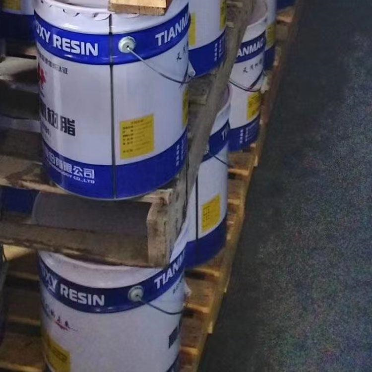 浙江宁波回收中涂**油漆 过期船舶油漆回收报价