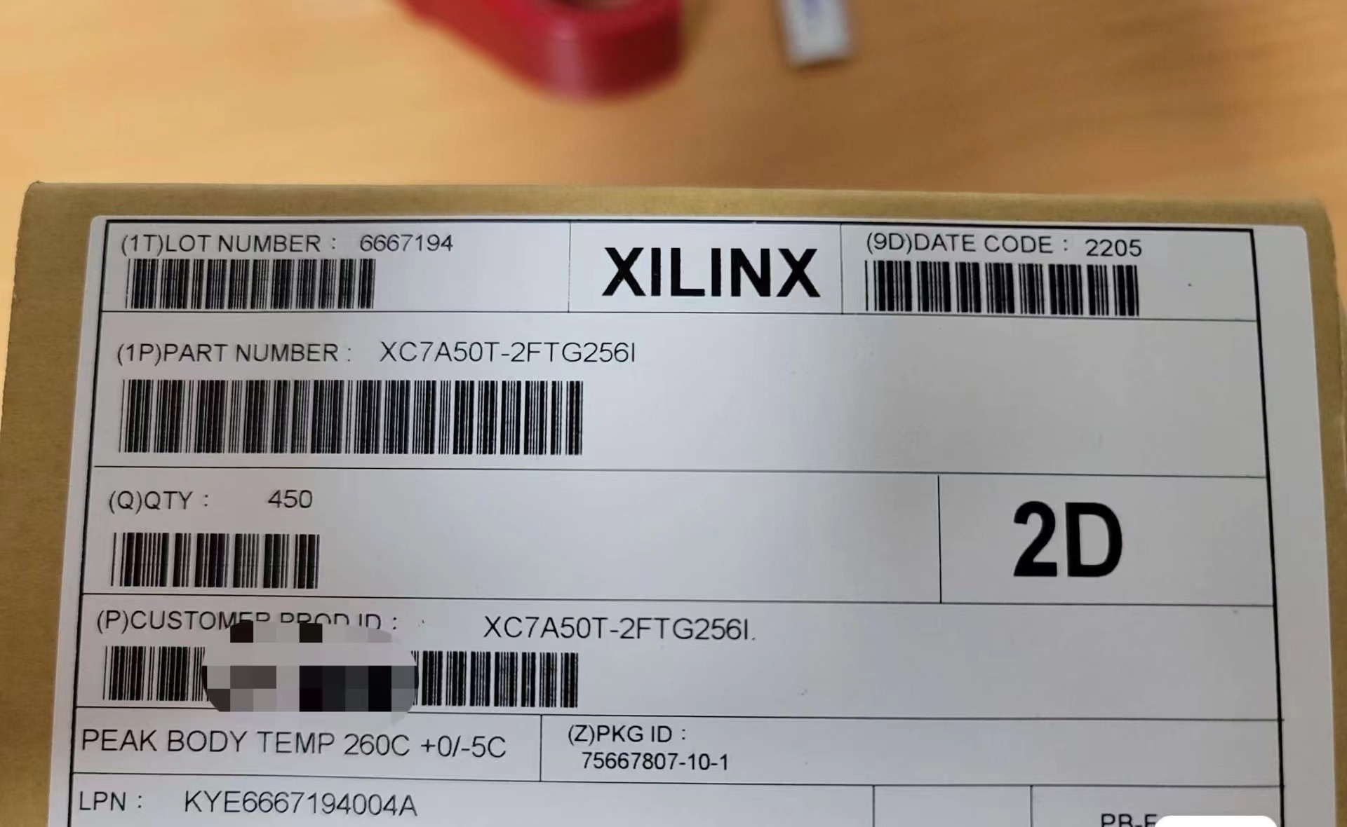 XILINX原装代理XC6SLX16-2CSG225I XC6SLX9-3TQG144C XC6SLX25-3FTG256I XC2C64A-7CPG56I
